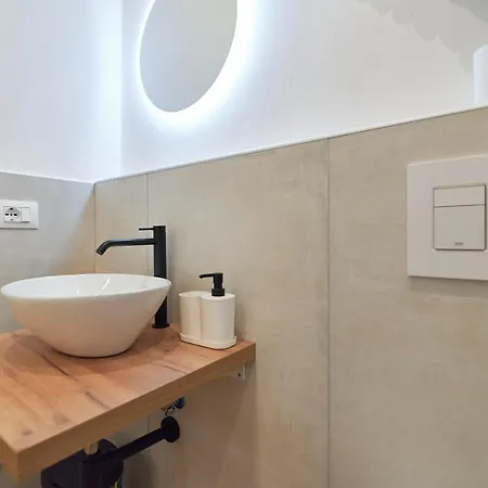 Am 13 - Stylish Design Retreat & Comfort * Perugia
