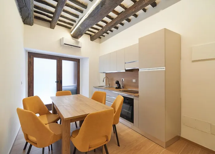 Am 13 - Stylish Design Retreat & Comfort Apartment *